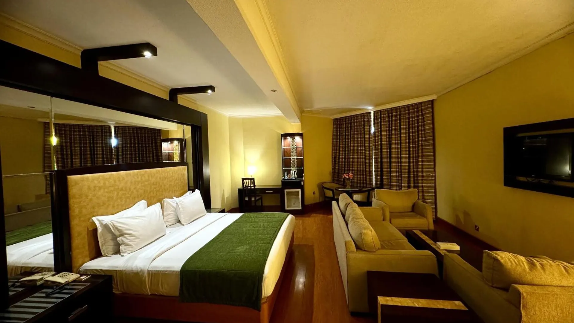 Jeddah Grand Hotel